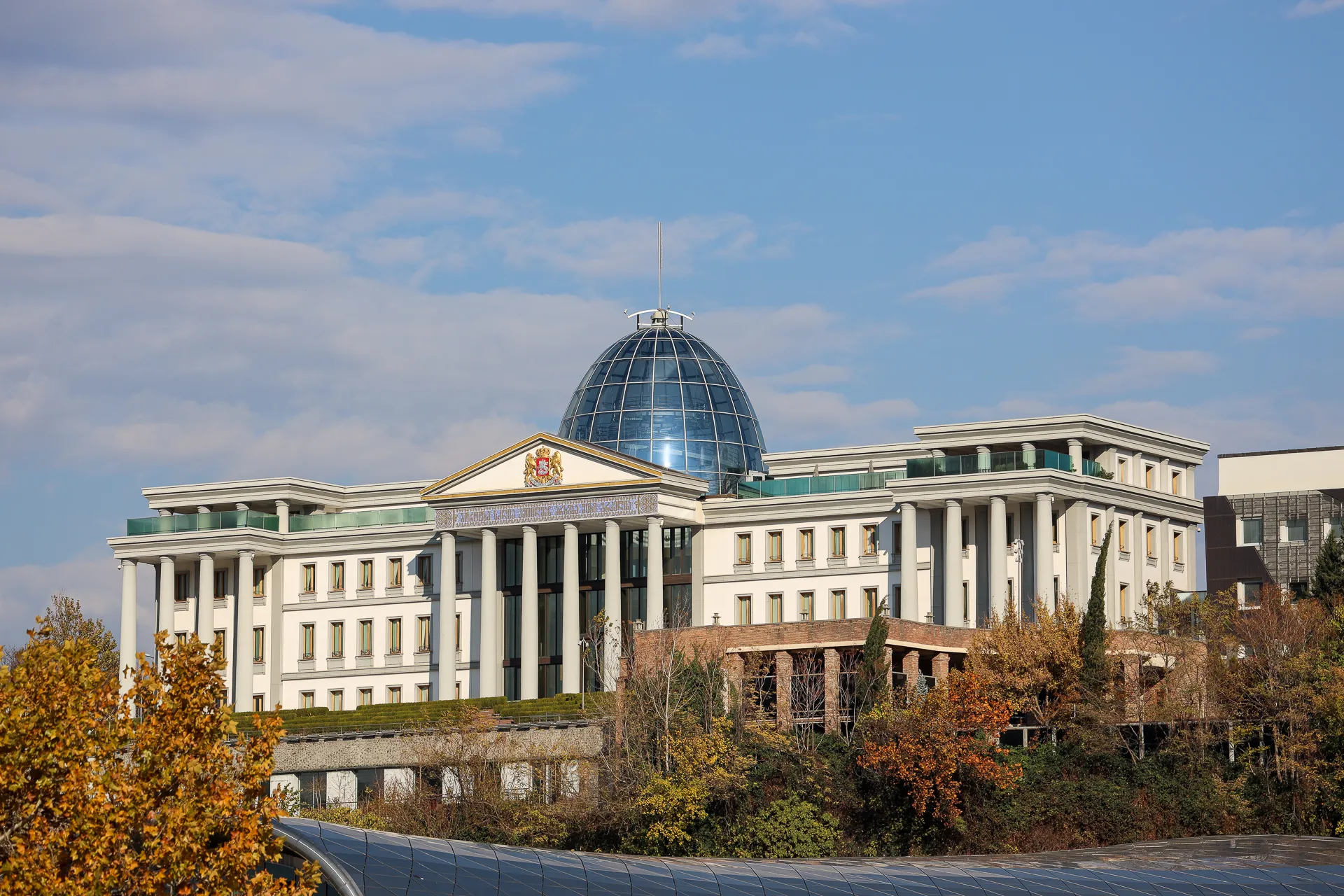 Stadsmiljö i Tbilisi, Georgien – bild 22