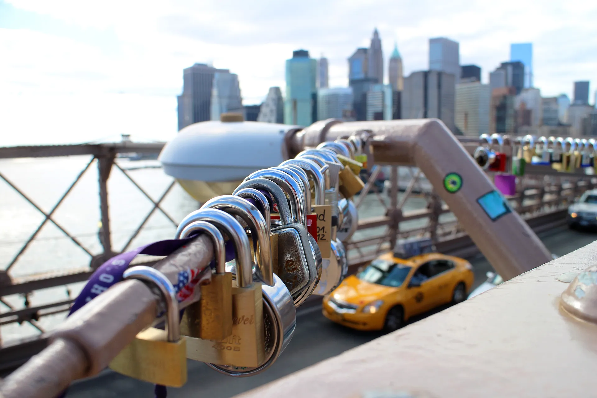 Love locks på Brooklyn Bridge